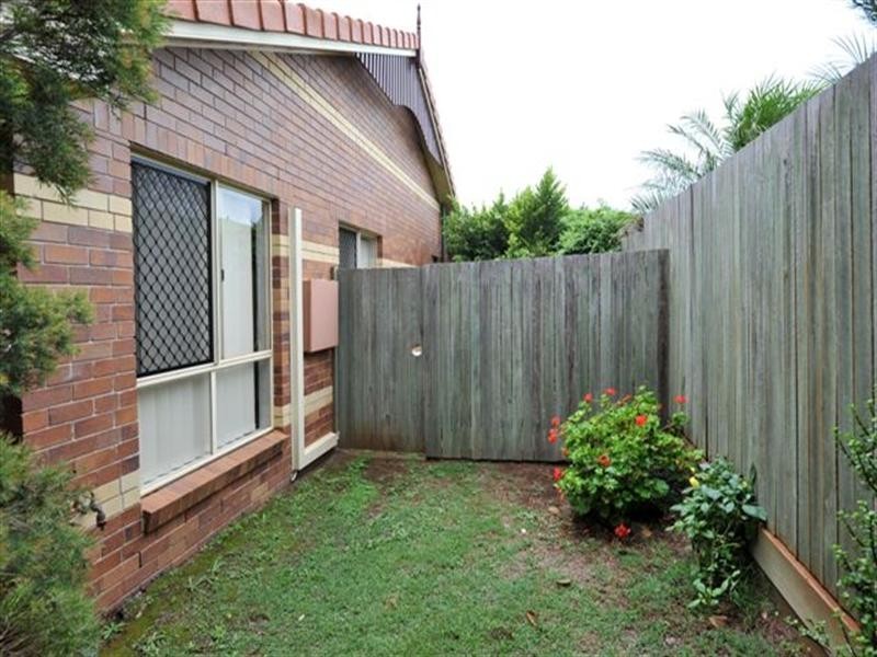 4/2 Brunkhorst Street, Kearneys Spring QLD 4350