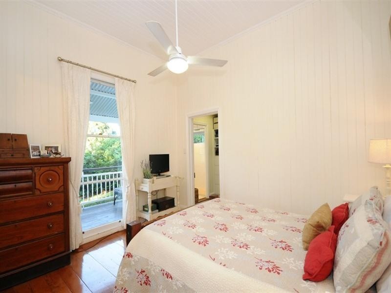 98 Jellicoe Street, North Toowoomba QLD 4350