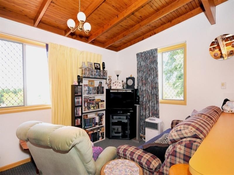 22 Claret Street, Wilsonton Heights QLD 4350