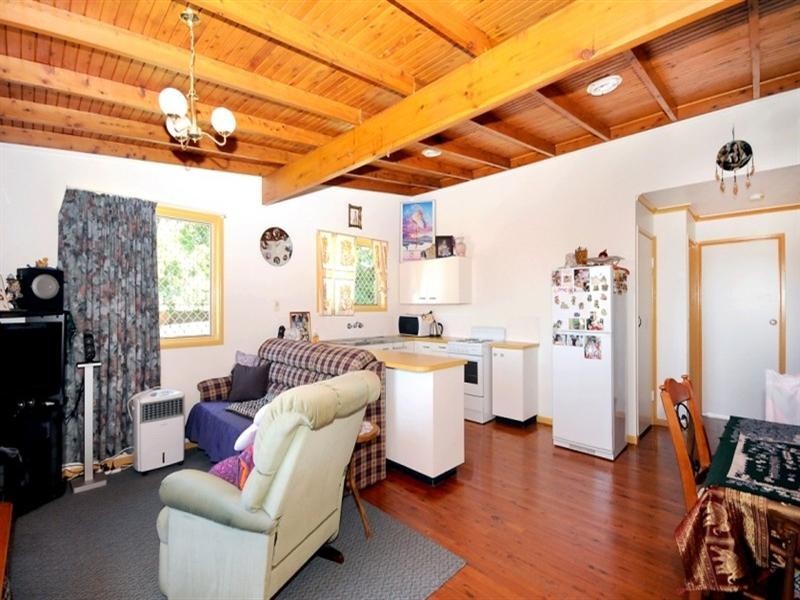 22 Claret Street, Wilsonton Heights QLD 4350