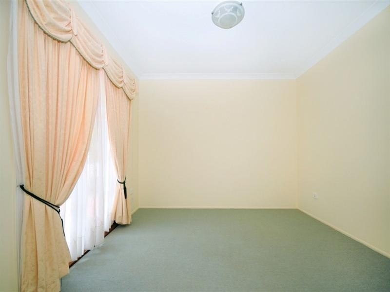 614 Hume Street, Middle Ridge QLD 4350