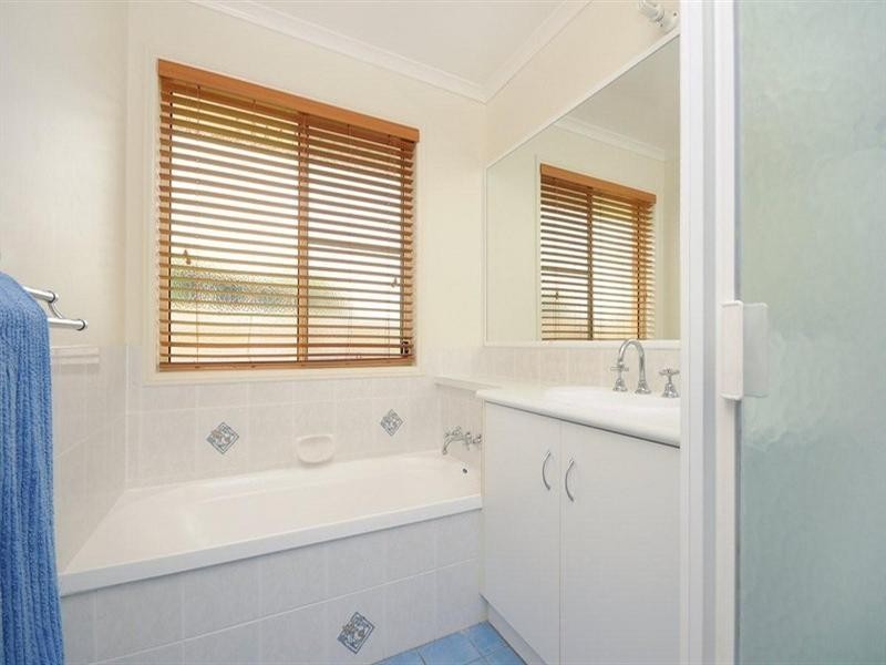 4 McDonald Court, Wyreema QLD 4352