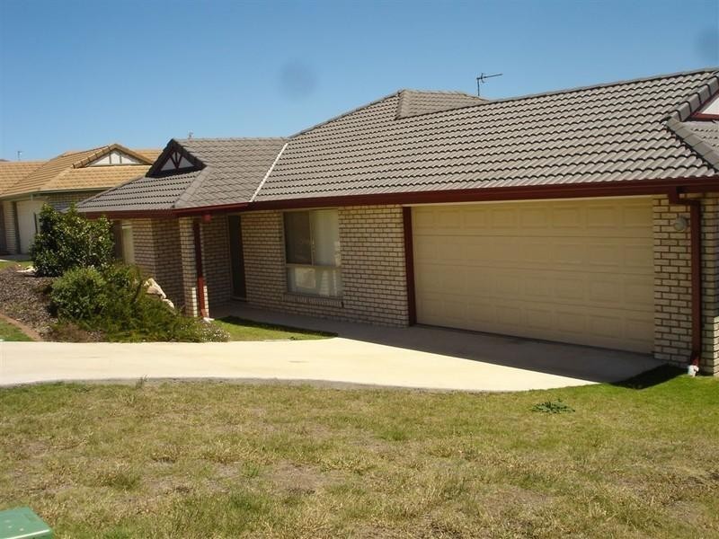 15 CUTTABURRA Crescent, Toowoomba QLD 4350