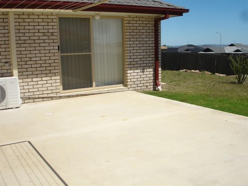 15 CUTTABURRA Crescent, Toowoomba QLD 4350