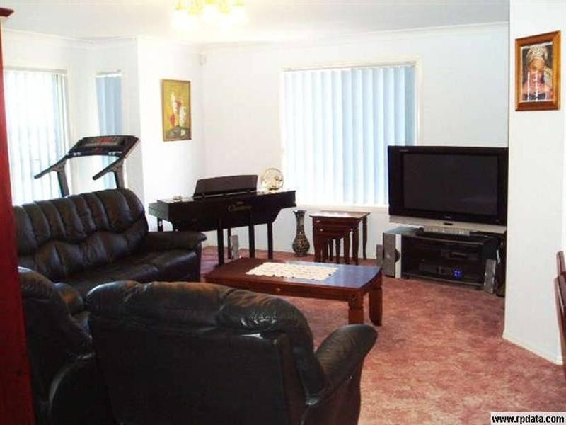 4 Samantha Close, Darling Heights QLD 4350