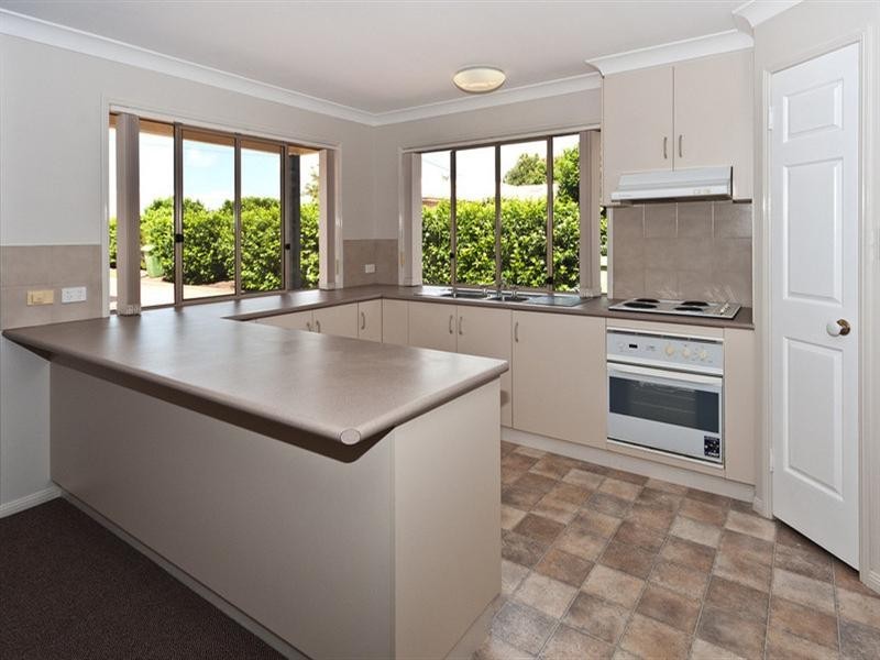 1/243 Nelson Street, Kearneys Spring QLD 4350