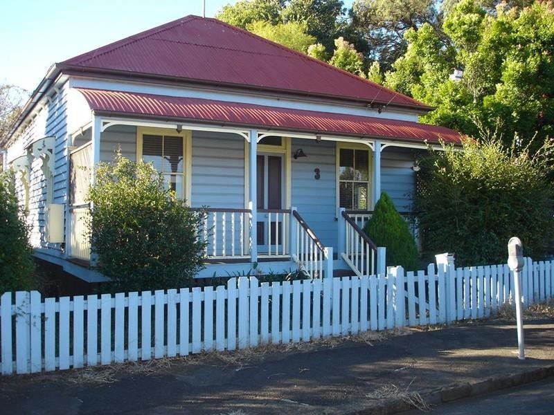 3 Anthony Street, Toowoomba City QLD 4350