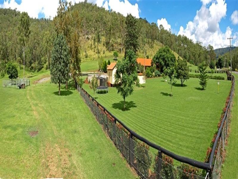 1935 Flagstone Creek Road, Upper Flagstone QLD 4344