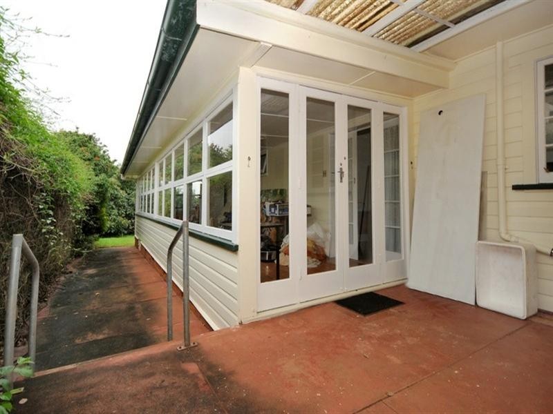 31 Beelbee Street, Harristown QLD 4350