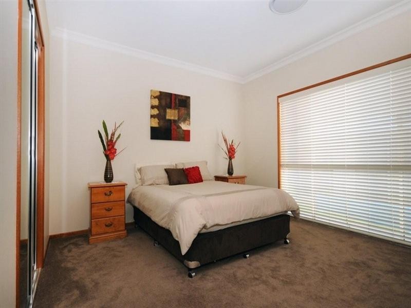 16 Kingfisher Street, Rangeville QLD 4350