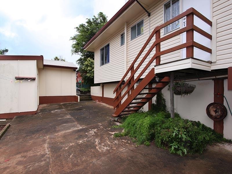 30 Lemnos Street, Harlaxton QLD 4350