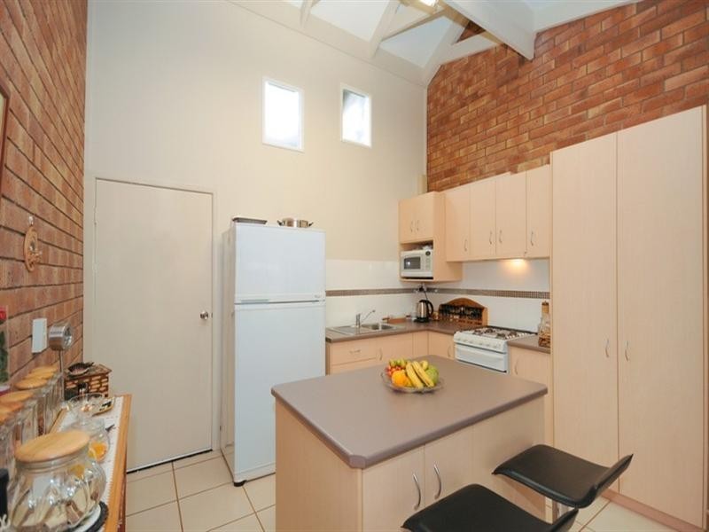 15 Truscott Street, Wilsonton QLD 4350