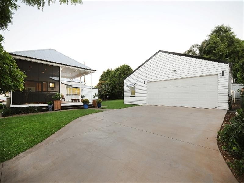 98 Jellicoe Street, Toowoomba QLD 4350