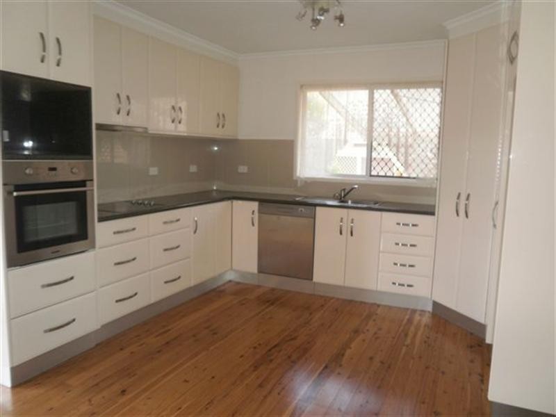 3 Zimmerle Street, Harristown QLD 4350