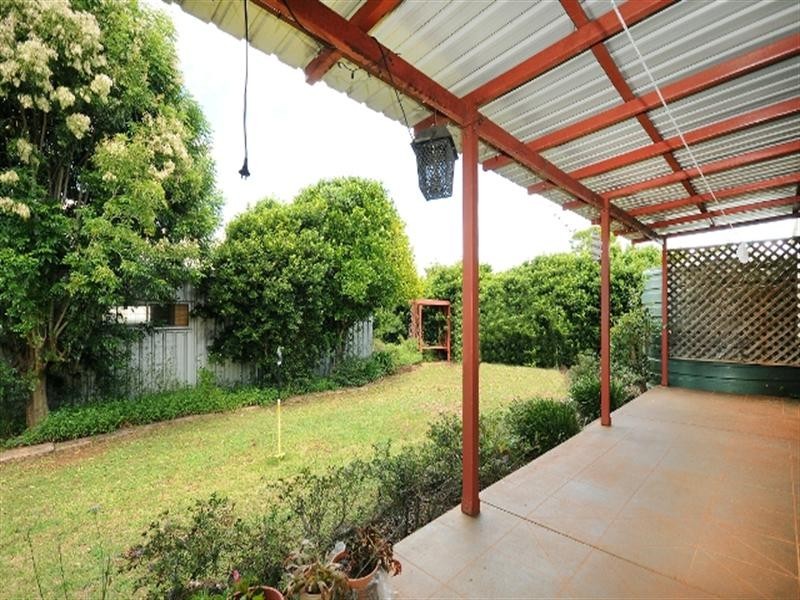 14 Elliott Street, Kearneys Spring QLD 4350