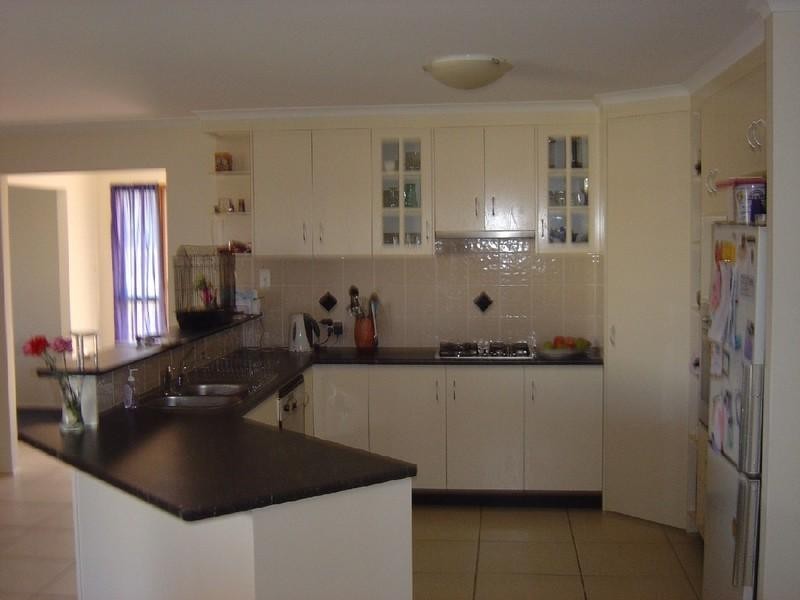6 Sinclair Street, Wyreema QLD 4352