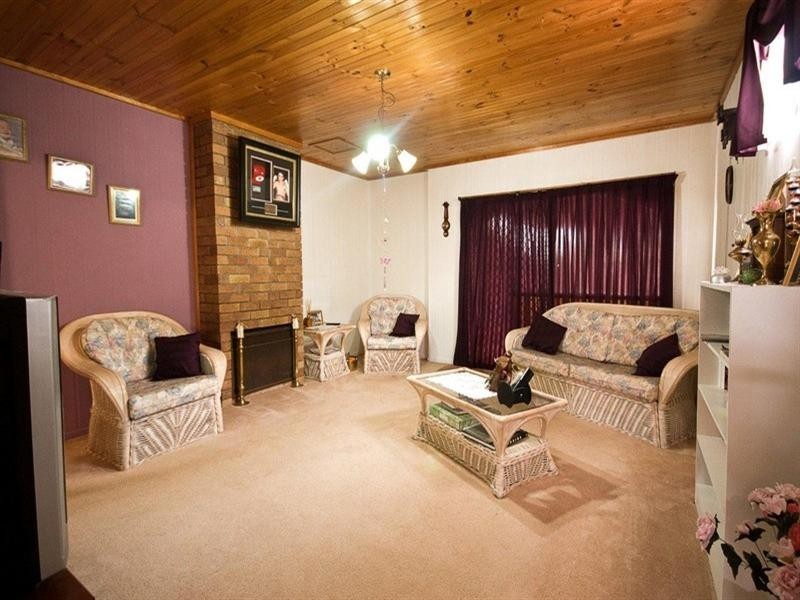 2 Jondaryan Street, Newtown QLD 4350