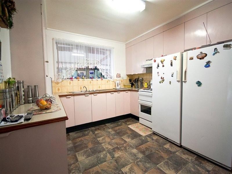 2 Jondaryan Street, Newtown QLD 4350