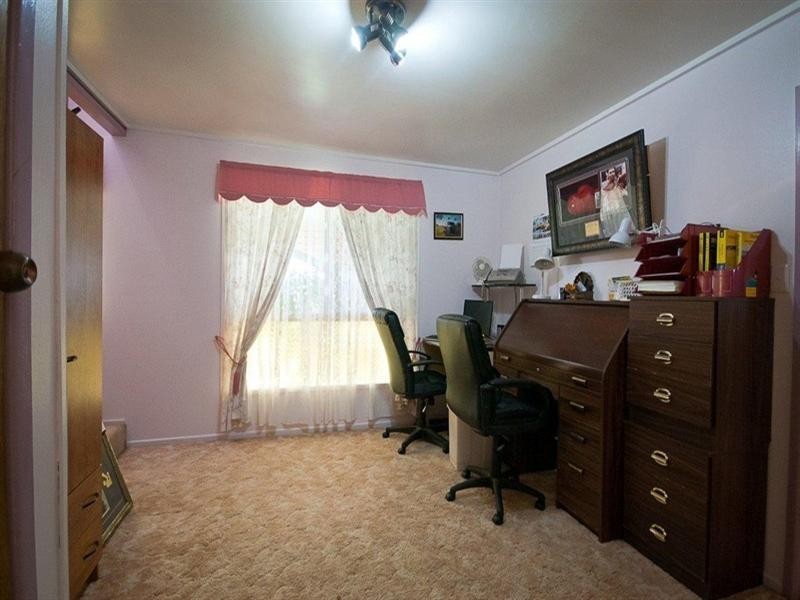 2 Jondaryan Street, Newtown QLD 4350