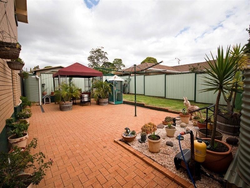 2 Jondaryan Street, Newtown QLD 4350