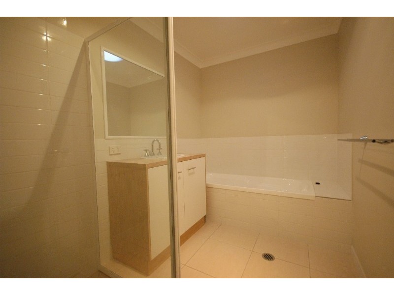 24 Sambar Court, Kearneys Spring QLD 4350