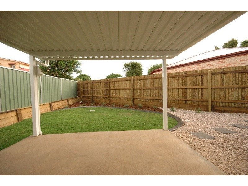 24 Sambar Court, Kearneys Spring QLD 4350