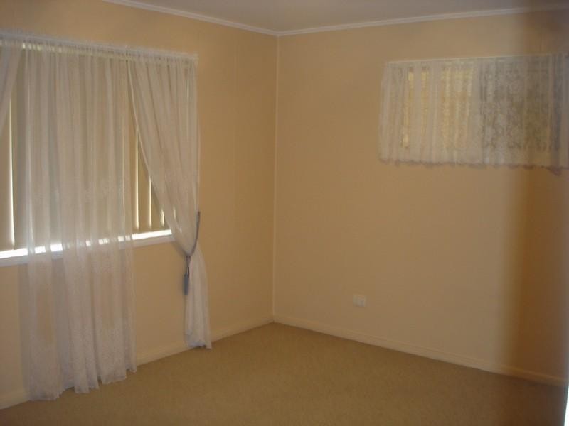 4/352A Bridge Street, Wilsonton QLD 4350