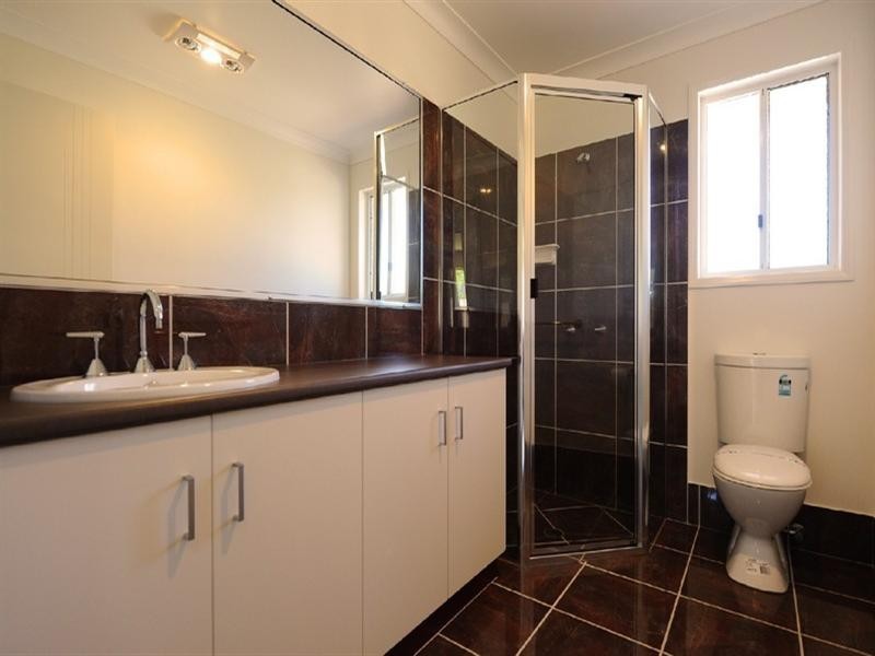 2/22 Gostwyck, Newtown QLD 4350