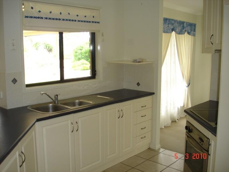 14 Russell Court, Wyreema QLD 4352