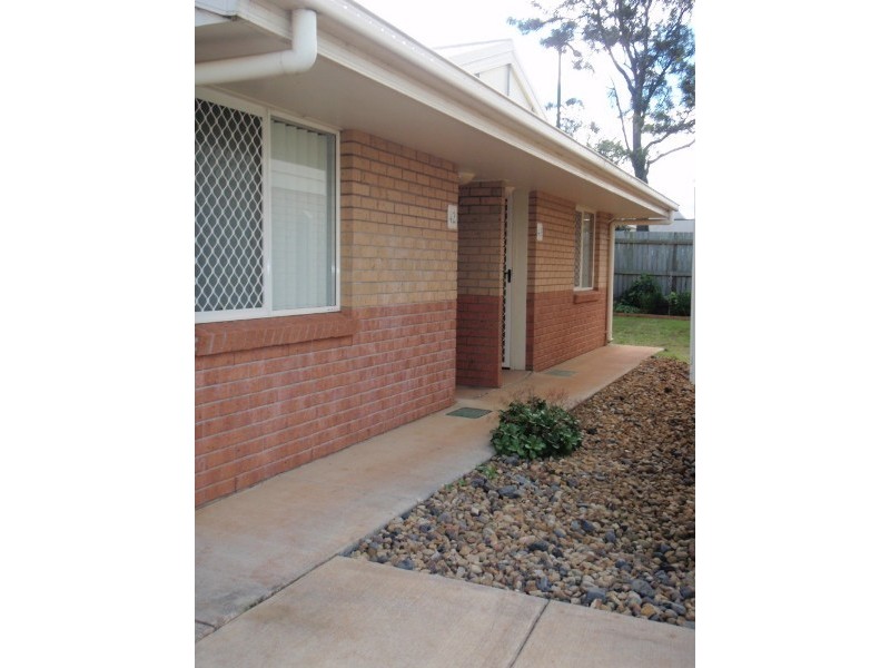 42/306-310 James Street, Harristown QLD 4350