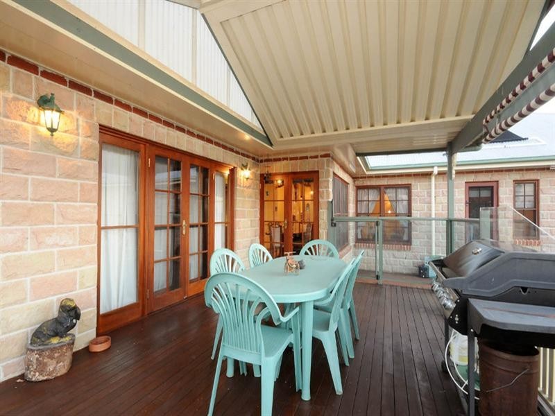 2A Maureen Court, Cotswold Hills QLD 4350