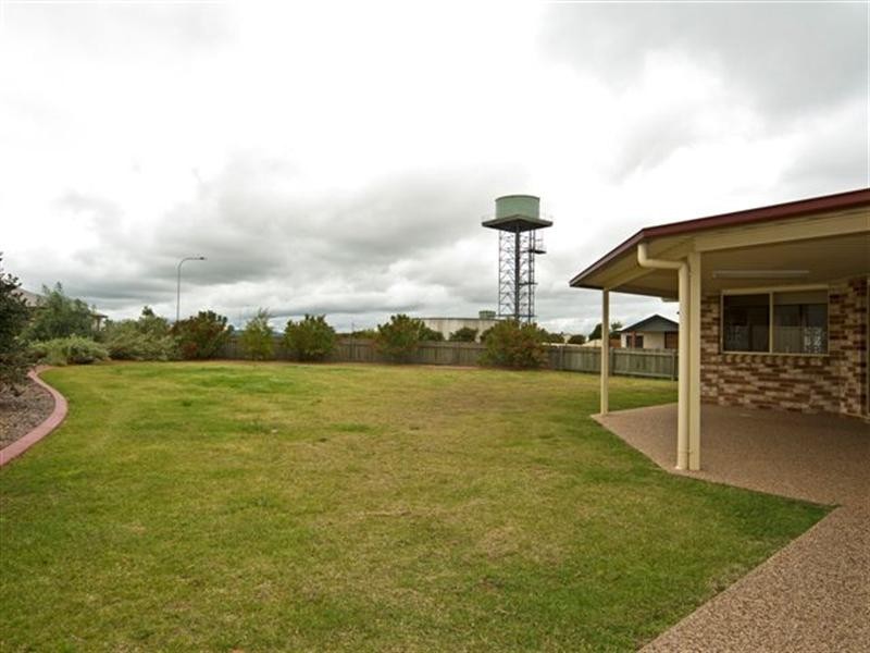 15 Wellington Street, Wyreema QLD 4352