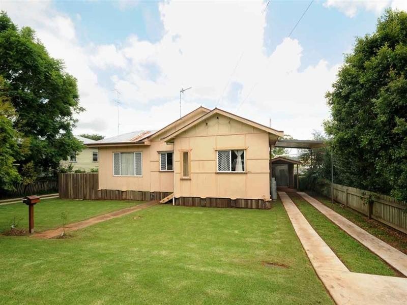 29 McIntyre Street, Centenary Heights QLD 4350