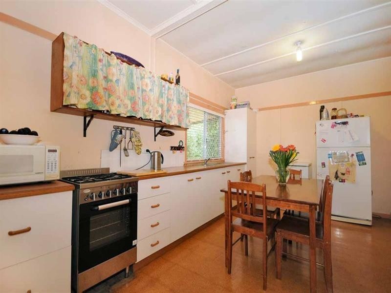 29 McIntyre Street, Centenary Heights QLD 4350