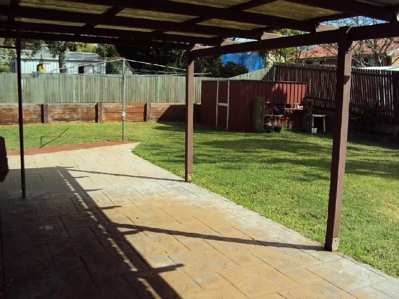 15 Seppelt Street, Wilsonton QLD 4350