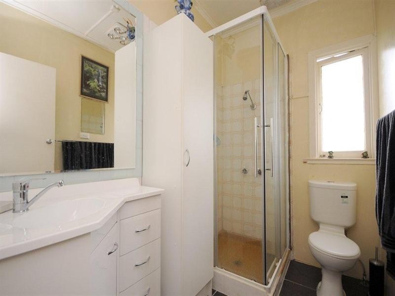 813 Ruthven Street, Kearneys Spring QLD 4350