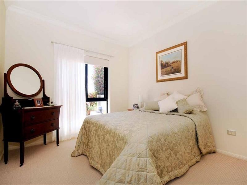 20 Barton Street, Middle Ridge QLD 4350
