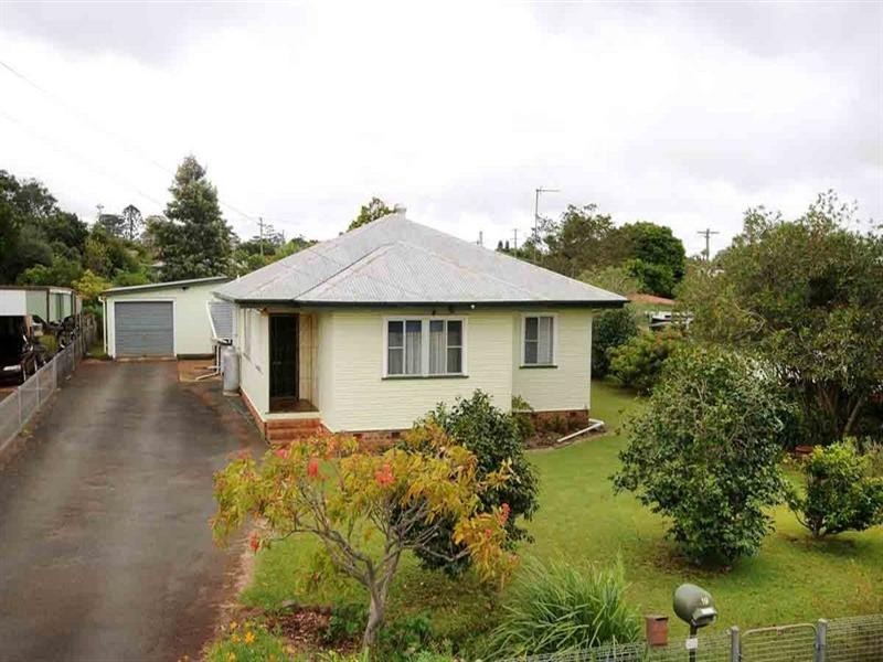 19 Merritt Street, Harristown QLD 4350