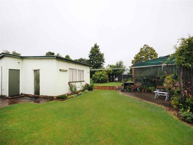 19 Merritt Street, Harristown QLD 4350