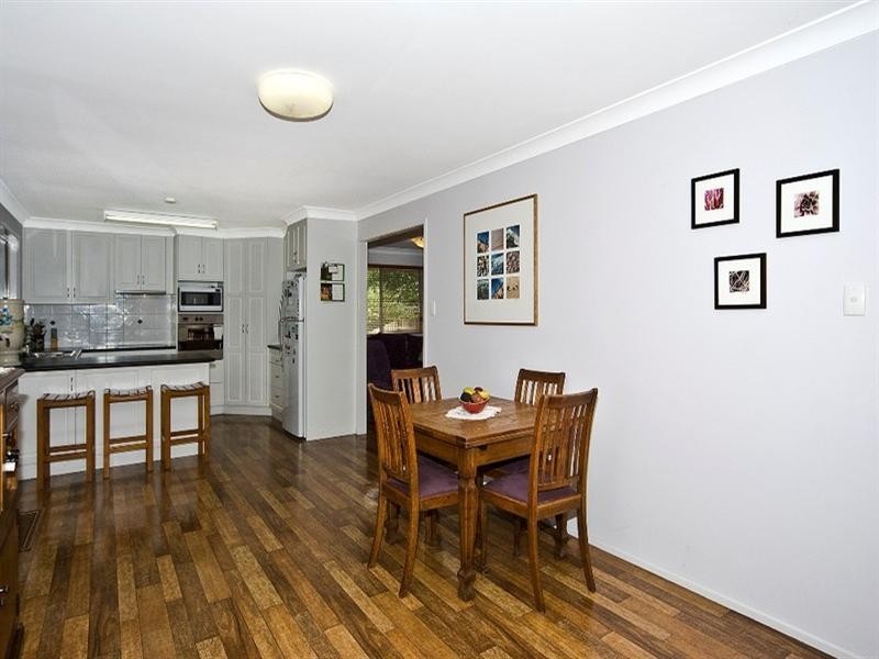 25 Jellicoe Street, Mount Lofty QLD 4350