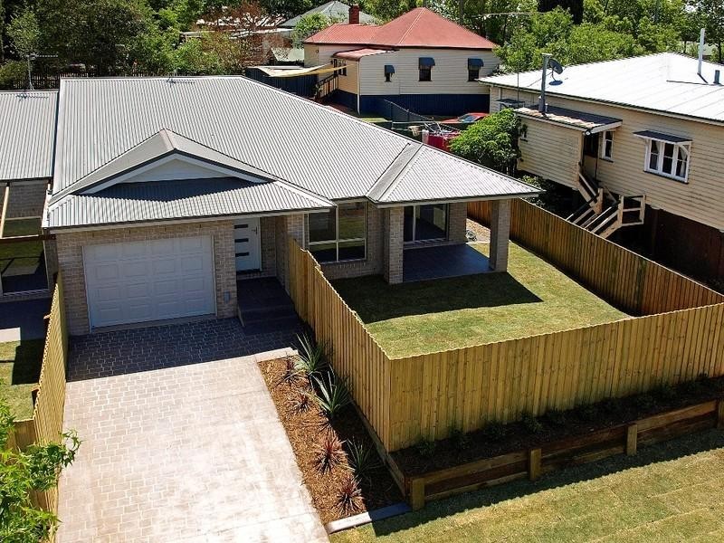 2/1a McArthur Street, South Toowoomba QLD 4350