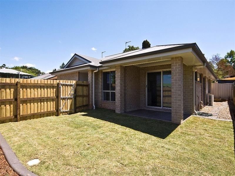 2/1a McArthur Street, South Toowoomba QLD 4350