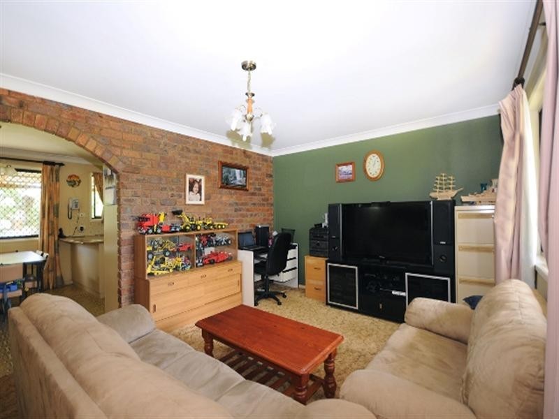 14 Elliott Street, Kearneys Spring QLD 4350