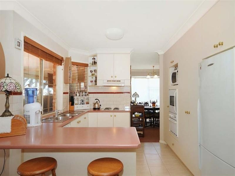13 Pillar Street, Middle Ridge QLD 4350