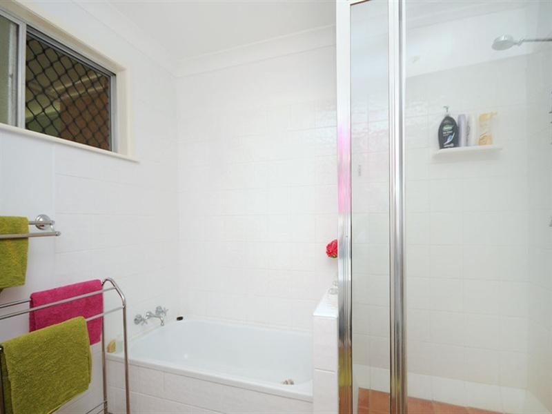 25 Sardon Street, Centenary Heights QLD 4350