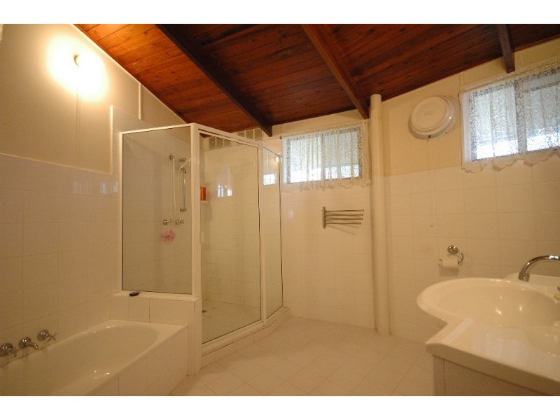 21 Bradys Road, Highfields QLD 4352