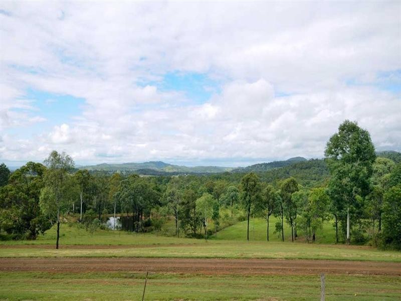 271 Jones Road, Withcott QLD 4352