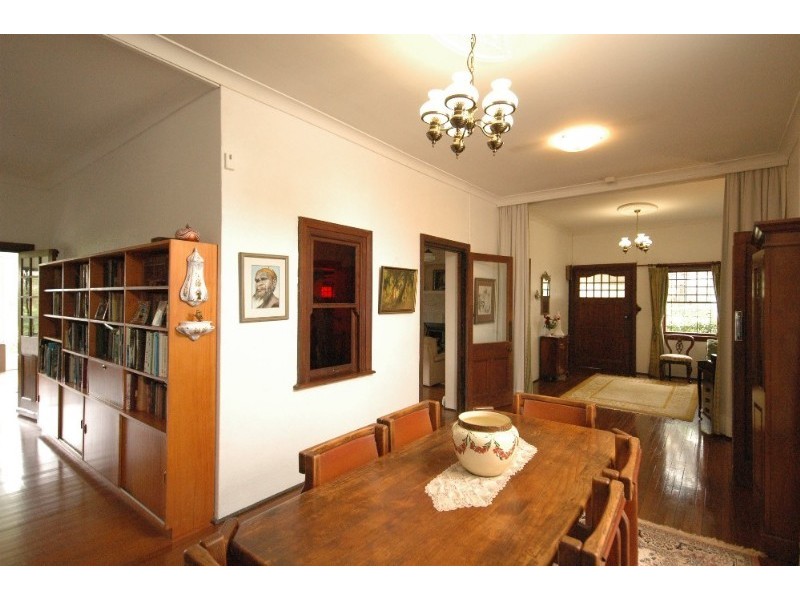 1 South Street, Rangeville QLD 4350