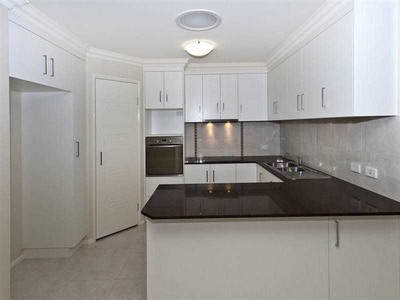 1/16 High Court Drive, Wilsonton Heights QLD 4350