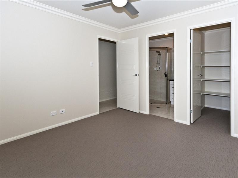 1/16 High Court Drive, Wilsonton Heights QLD 4350